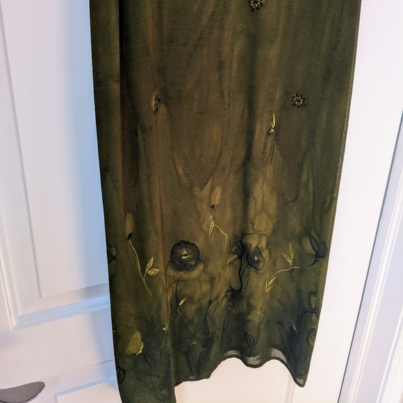 NWOT Gorgeous Olive/Deep Green Midi/Maxi Dress - Picture 9 of 14